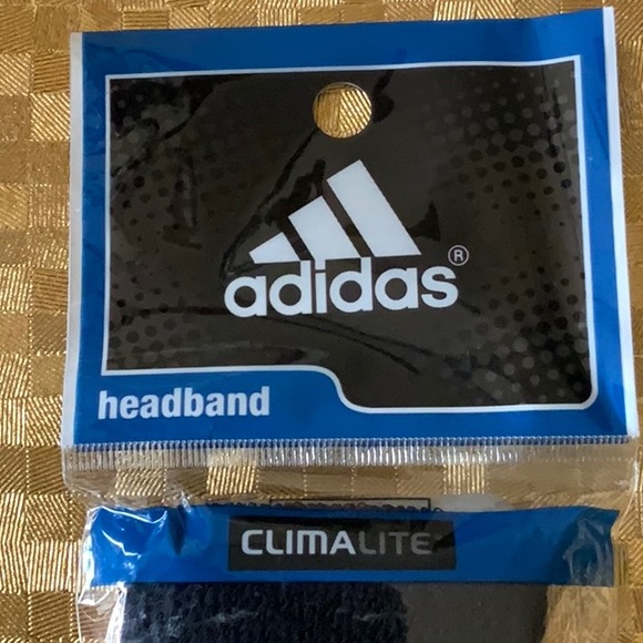 Reversible adidas headband - Picture 2 of 6
